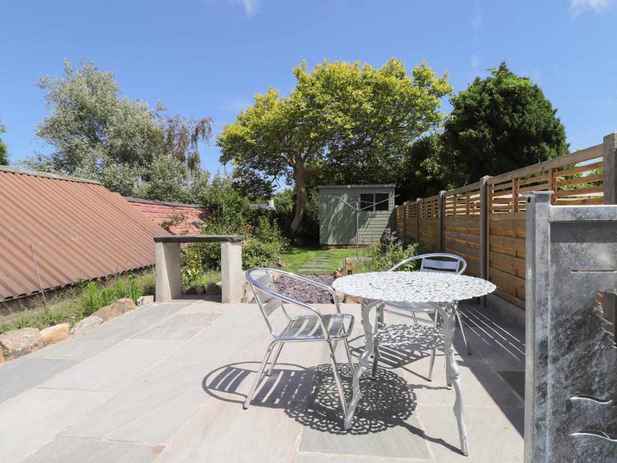 Morawel Fach Vila Newport  Exterior foto